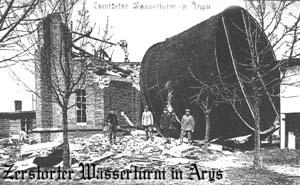 Zniszczona wieża wodna w Orzyszu. Pocztówka z 1915 roku.