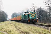 24.11.2002, za stacją Stare Juchy, km 121,2. SM42-1114 z pustym składem wyjeżdża w kierunku Ełku