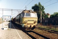 10.05.2000, Korsze. ET22-493 z pociągiem towarowym w kierunku Olsztyna
