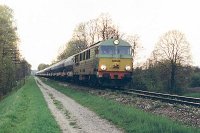 01.05.2001 za stacją Stare Juchy, km 120,7, ok. godziny 18.00. SU46-030 i 40 wagonów