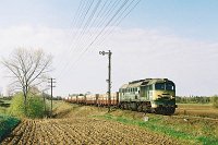 30.04.2003, semafor wjazdowy nieczynnej stacji Kijewo, ST44-878, pociąg TKPSc 77783 Ełk - Suwałki