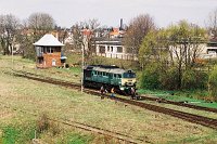 30.04.2003, stacja Olecko, nieczynna północna nastawnia, ST44-878 od pociągu Suwałki - Ełk