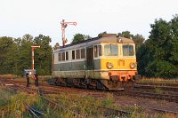 28.07.2005, stacja Stare Juchy, ST43-318 luzem w planie pociągu Zajaczkowo Tczewskie - Baiłsytok