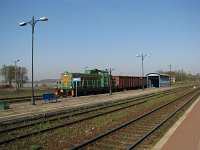 23.04.2009, Giżycko, SM42-387 oczekuje na godzinę swojego odjazdu przy peronie 2 stacji z pociągiem Giżycko - Ełk