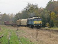 27.10.2009, stacja Wiatrowiec Warmiński, ST44-992 wjeżdża z pociągiem TKMSc 8883 Korsze - Bartoszyce