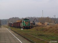 15.11.2005, stacja Pisz, SM42 z poc. TKMSc 791 Pisz - Ełk. Fot. Paweł Wagner