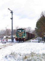 03.11.2006, Pisz, SM42-433 z pociągiem TKMSc 790 Ełk - Pisz